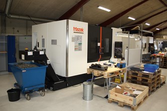 Mazak VTC530. Dimensioner: X=1740, Y=530, Z=510