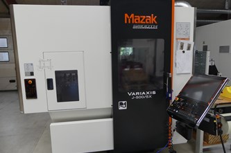 Mazak Variaxis J-500/5X. Dimensioner: X=350, Y=550, Z=510, A= +30° - ÷120°